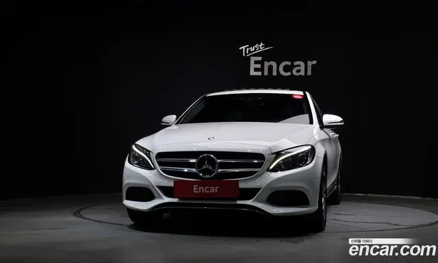 Mercedes-Benz C-Class 2016 2.0 автомат (гидро), миниатюра 3 Mercedes-Benz C-Class 2016 2.0 автомат (гидро), миниатюра 3