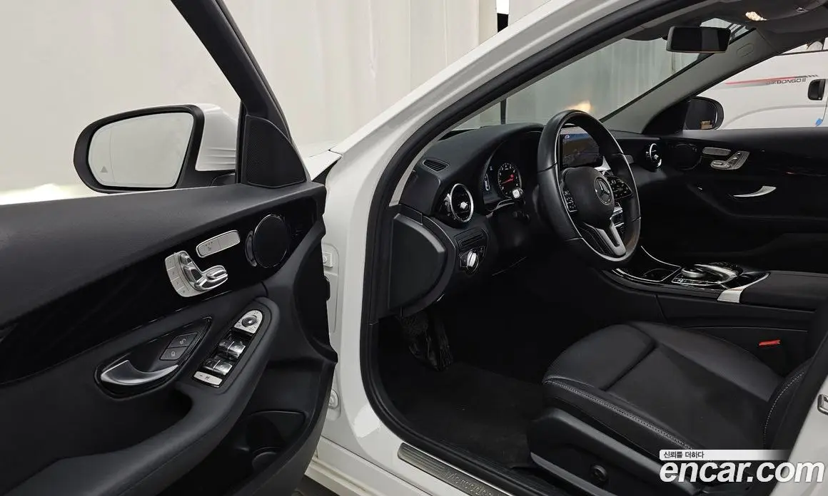 Mercedes-Benz C-Class 2020 2.0 автомат (гидро), фото 13