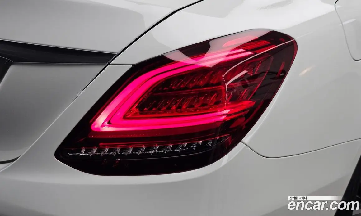 Mercedes-Benz C-Class 2020 2.0 автомат (гидро), фото 9