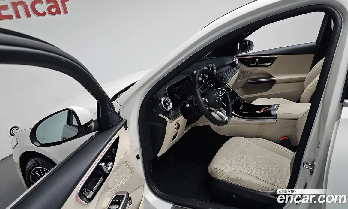 Mercedes-Benz C-Class 2025 2.0 автомат (гидро), фото 12 Mercedes-Benz C-Class 2025 2.0 автомат (гидро), фото 12