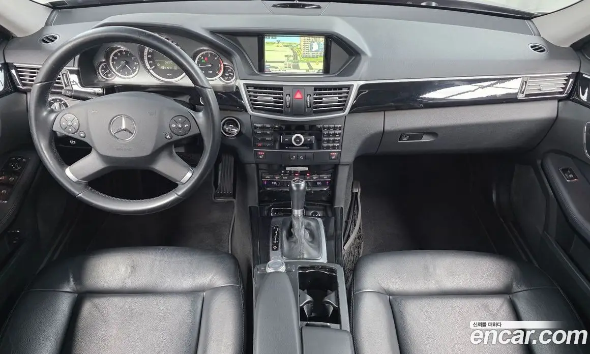 Mercedes-Benz E-Class 2011 2.1 автомат (гидро), фото 9 Mercedes-Benz E-Class 2011 2.1 автомат (гидро), фото 9