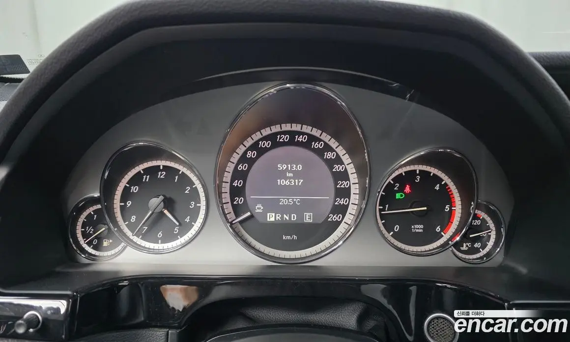 Mercedes-Benz E-Class 2011 2.1 автомат (гидро), фото 10 Mercedes-Benz E-Class 2011 2.1 автомат (гидро), фото 10
