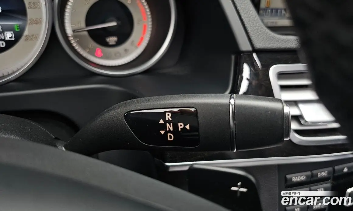 Mercedes-Benz E-Class 2015 2.1 автомат (гидро), фото 11
