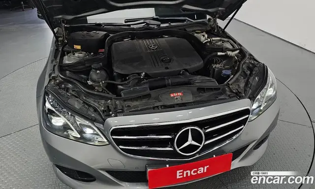 Mercedes-Benz E-Class 2015 2.1 автомат (гидро), миниатюра 5