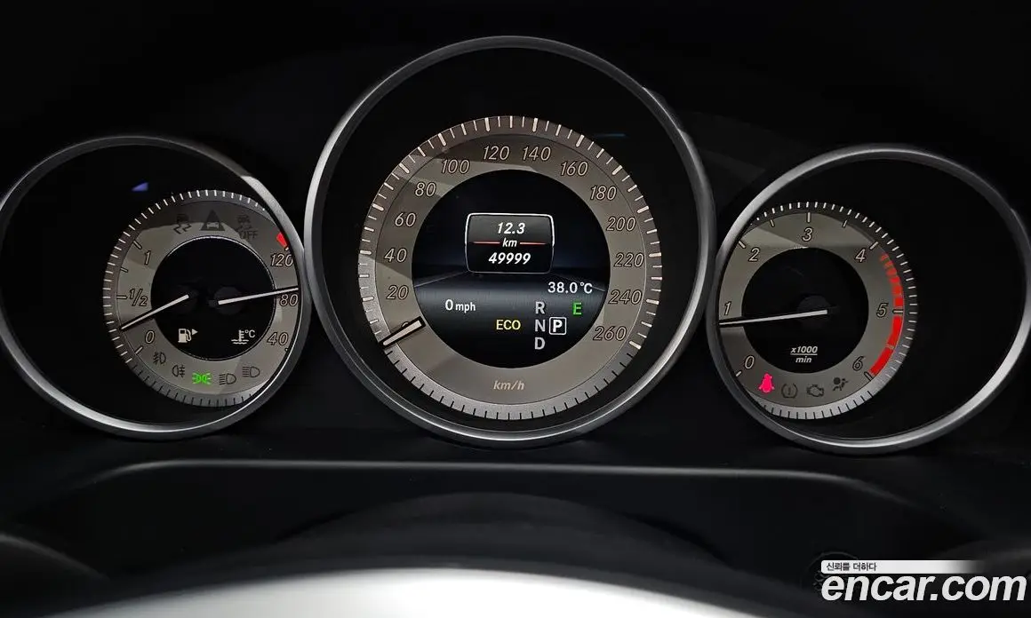 Mercedes-Benz E-Class 2015 2.1 автомат (гидро), фото 10
