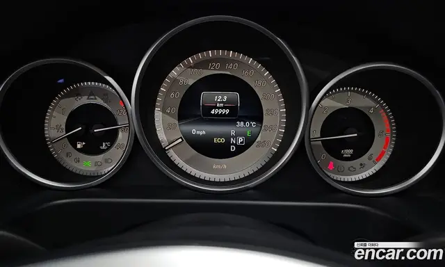 Mercedes-Benz E-Class 2015 2.1 автомат (гидро), миниатюра 10