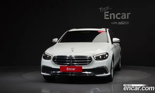 Mercedes-Benz E-Class 2022 2.0 автомат (гидро), миниатюра 2 Mercedes-Benz E-Class 2022 2.0 автомат (гидро), миниатюра 2