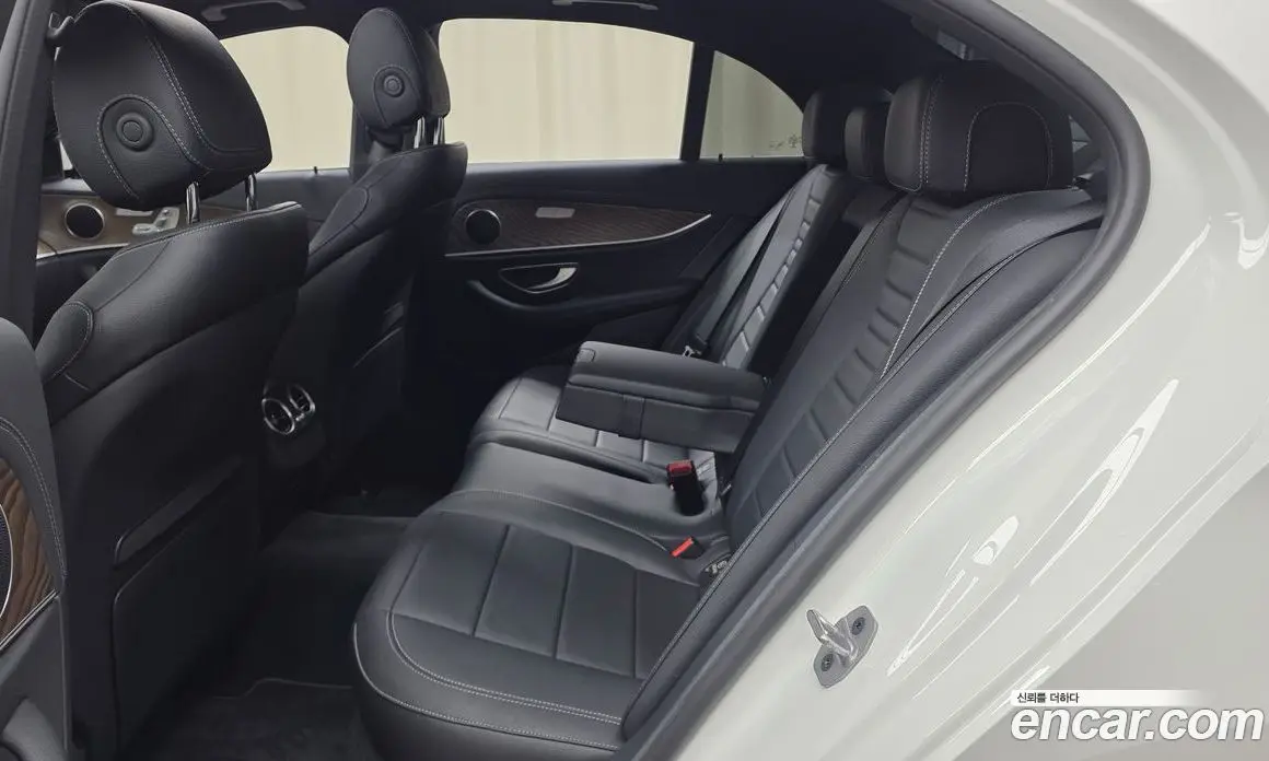 Mercedes-Benz E-Class 2022 2.0 автомат (гидро), фото 17 Mercedes-Benz E-Class 2022 2.0 автомат (гидро), фото 17