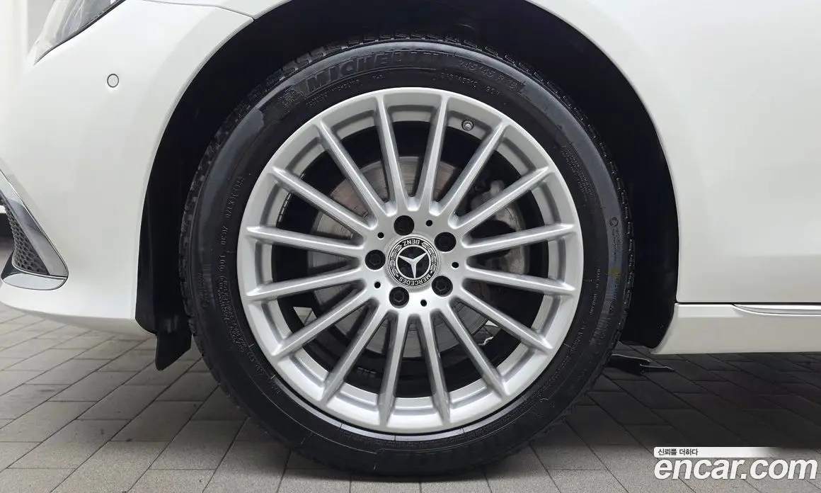 Mercedes-Benz E-Class 2022 2.0 автомат (гидро), фото 4 Mercedes-Benz E-Class 2022 2.0 автомат (гидро), фото 4