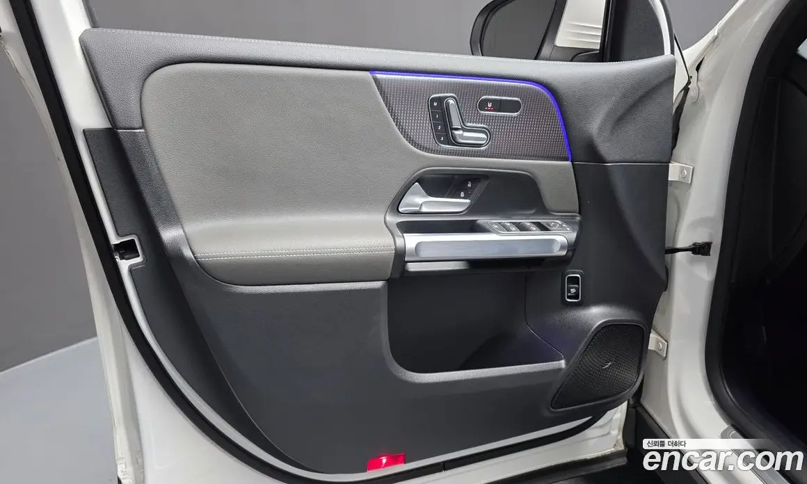 Mercedes-Benz EQB 2022 0.2 автомат (гидро), фото 14