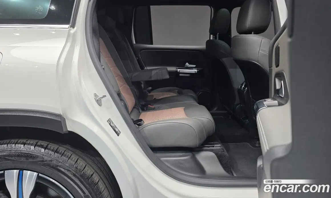 Mercedes-Benz EQB 2022 0.2 автомат (гидро), фото 17