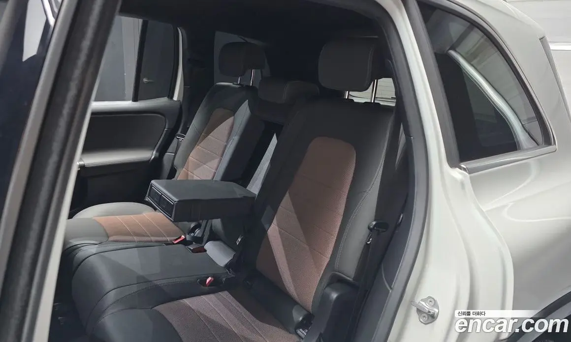 Mercedes-Benz EQB 2022 0.2 автомат (гидро), фото 18