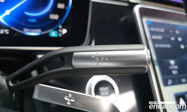 Mercedes-Benz EQS 2022 0.3 автомат (гидро), миниатюра 12