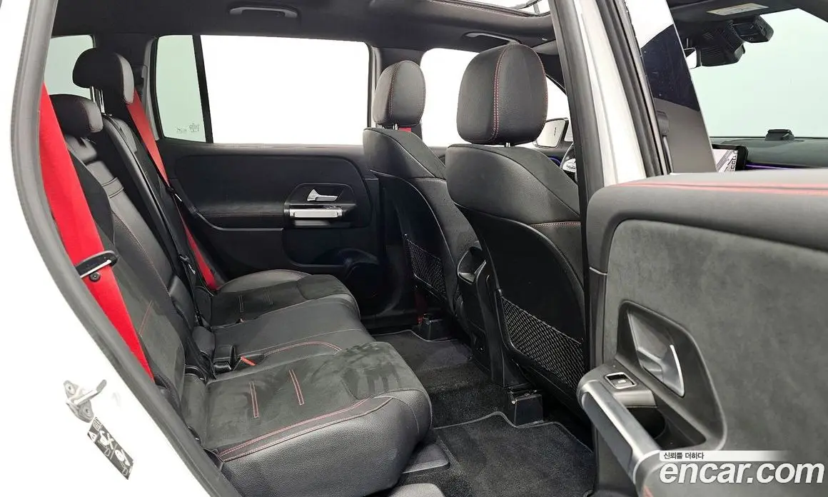 Mercedes-Benz GLB-Class 2021 2.0 автомат (гидро), фото 18
