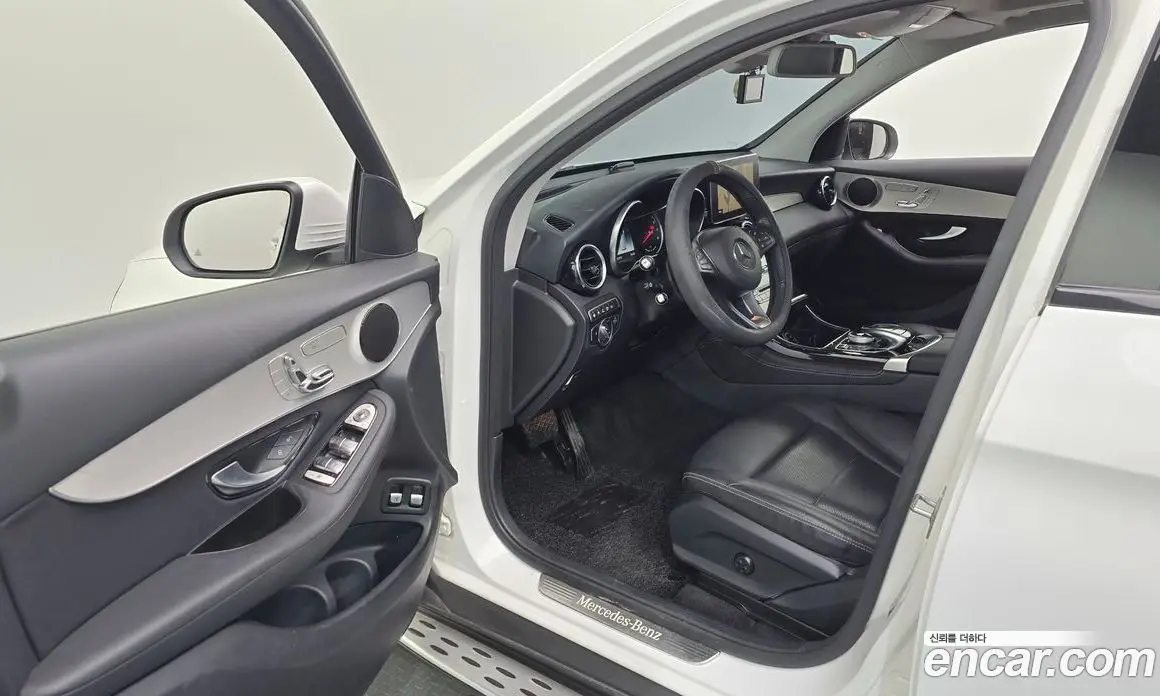 Mercedes-Benz GLC-Class 2018 2.0 автомат (гидро), фото 13