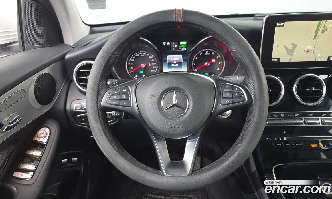 Mercedes-Benz GLC-Class 2018 2.0 автомат (гидро), фото 19