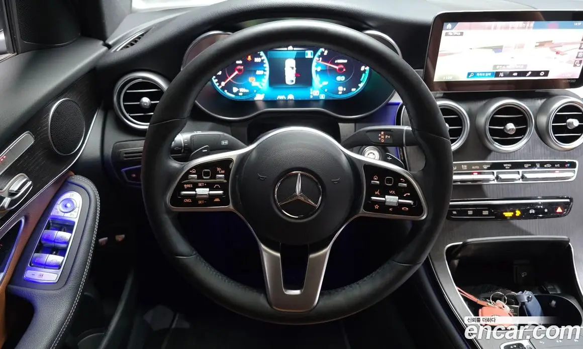 Mercedes-Benz GLC-Class 2021 2.0 автомат (гидро), фото 20 Mercedes-Benz GLC-Class 2021 2.0 автомат (гидро), фото 20
