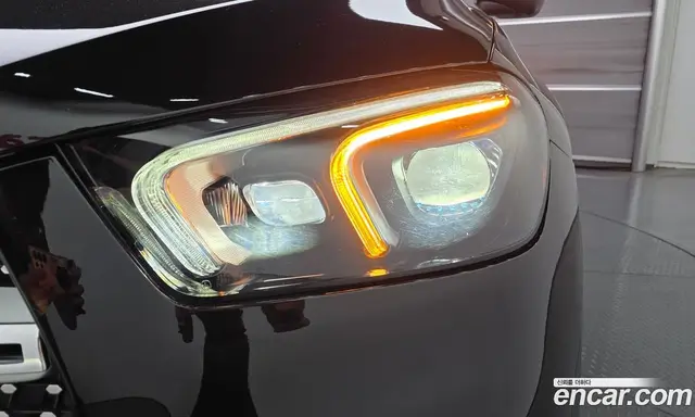 Mercedes-Benz GLE-Class 2022 3.0 автомат (гидро), миниатюра 8