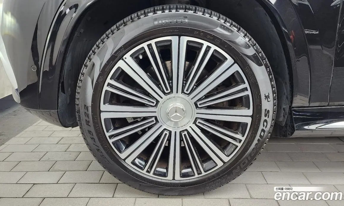 Mercedes-Benz GLS-Class 2023 4.0 автомат (гидро), фото 5