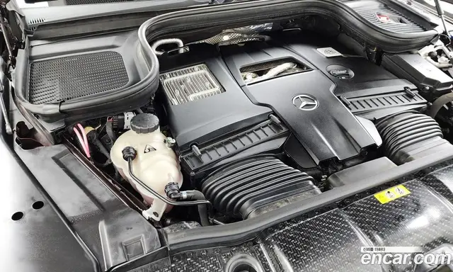 Mercedes-Benz GLS-Class 2023 4.0 автомат (гидро), миниатюра 6