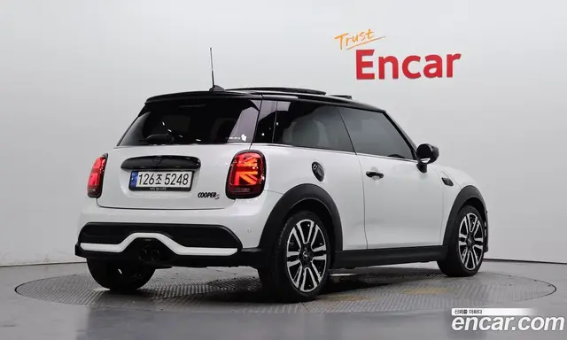 Mini Cooper 2023 2.0 автомат (гидро), миниатюра 2