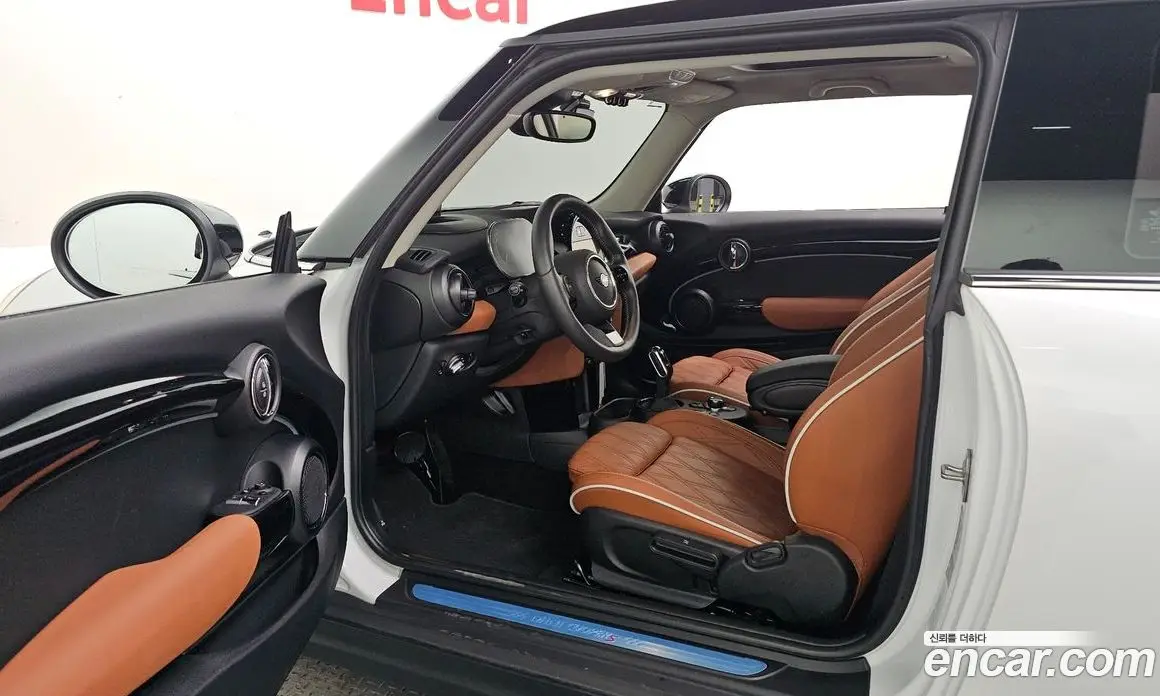 Mini Cooper 2023 2.0 автомат (гидро), фото 13
