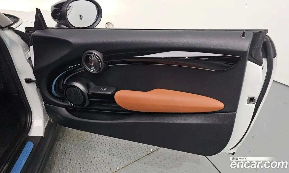 Mini Cooper 2023 2.0 автомат (гидро), фото 15