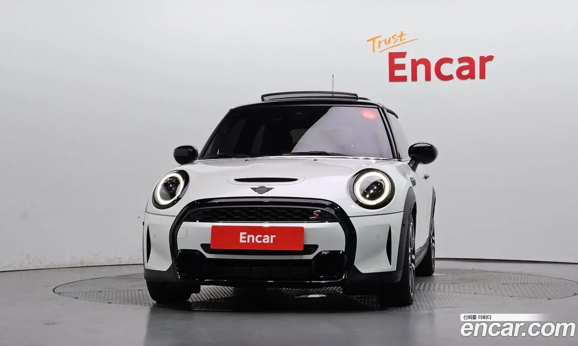 Mini Cooper 2023 2.0 автомат (гидро), фото 3