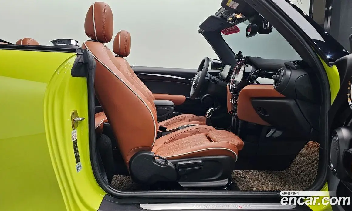 Mini Cooper Convertible 2021 2.0 автомат (гидро), фото 15 Mini Cooper Convertible 2021 2.0 автомат (гидро), фото 15