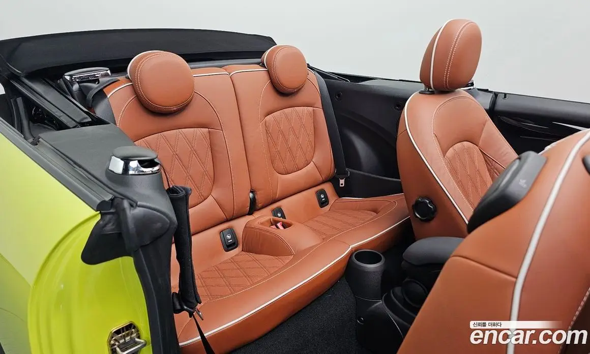 Mini Cooper Convertible 2021 2.0 автомат (гидро), фото 16 Mini Cooper Convertible 2021 2.0 автомат (гидро), фото 16