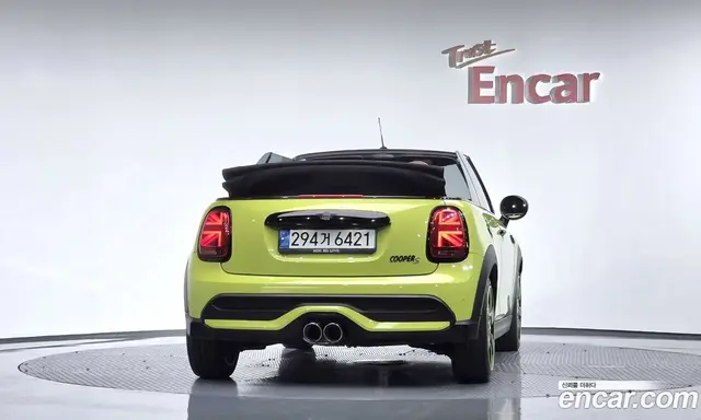 Mini Cooper Convertible 2021 2.0 автомат (гидро), миниатюра 3 Mini Cooper Convertible 2021 2.0 автомат (гидро), миниатюра 3
