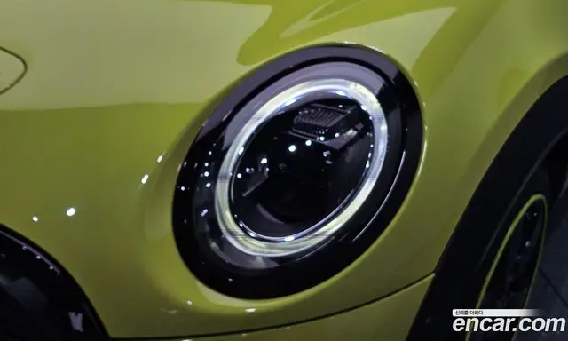 Mini Cooper Convertible 2021 2.0 автомат (гидро), миниатюра 7 Mini Cooper Convertible 2021 2.0 автомат (гидро), миниатюра 7