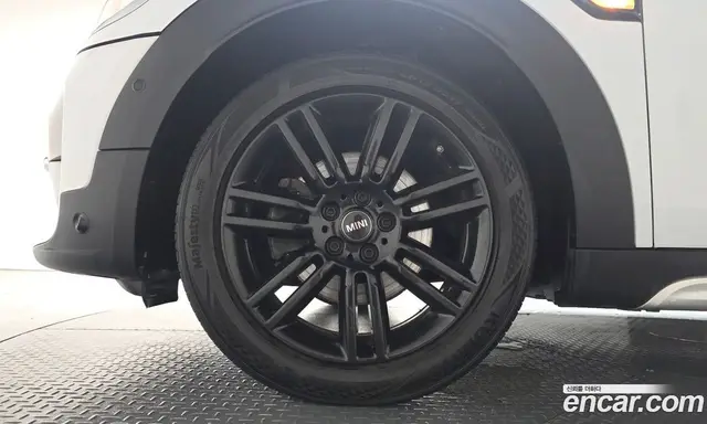 Mini Countryman 2019 1.5 автомат (гидро), миниатюра 4 Mini Countryman 2019 1.5 автомат (гидро), миниатюра 4