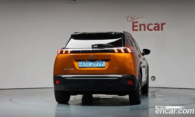 Peugeot 2008 2021 0.1 автомат (гидро), миниатюра 3