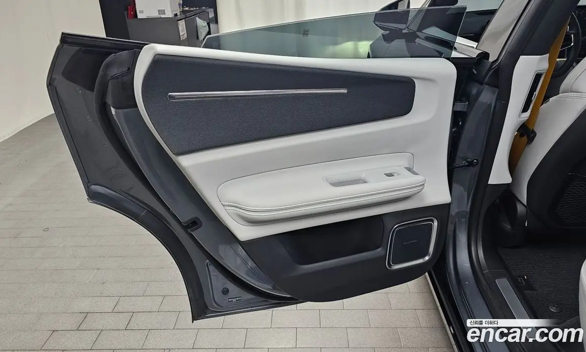 Polestar Polestar 4 2025 0.2 автомат (гидро), фото 14