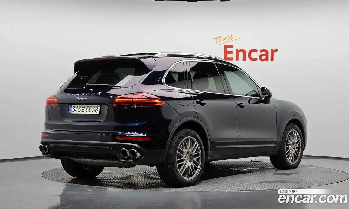 Porsche Cayenne 2016 3.0 автомат (гидро), фото 1 Porsche Cayenne 2016 3.0 автомат (гидро), фото 1
