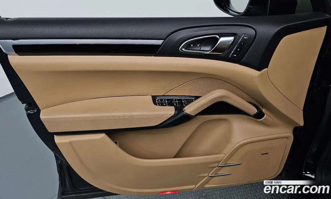 Porsche Cayenne 2016 3.0 автомат (гидро), фото 13 Porsche Cayenne 2016 3.0 автомат (гидро), фото 13