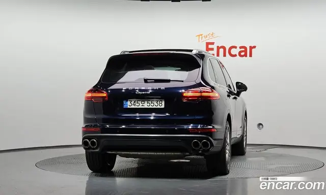 Porsche Cayenne 2016 3.0 автомат (гидро), миниатюра 3 Porsche Cayenne 2016 3.0 автомат (гидро), миниатюра 3