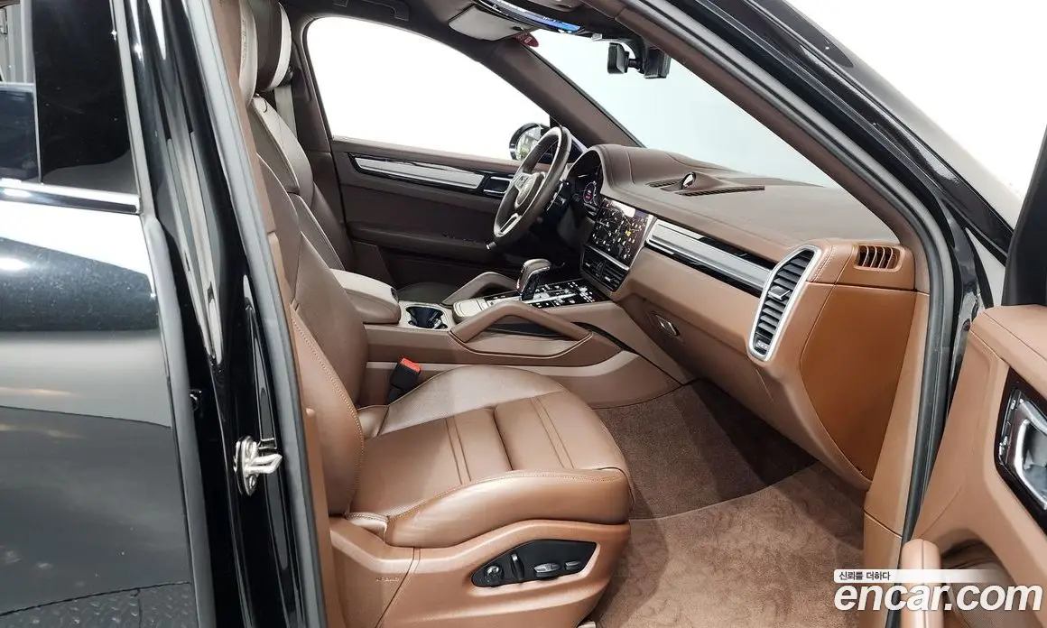 Porsche Cayenne 2023 3.0 автомат (гидро), фото 16 Porsche Cayenne 2023 3.0 автомат (гидро), фото 16