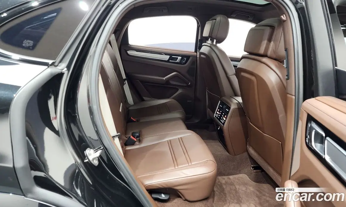 Porsche Cayenne 2023 3.0 автомат (гидро), фото 17 Porsche Cayenne 2023 3.0 автомат (гидро), фото 17