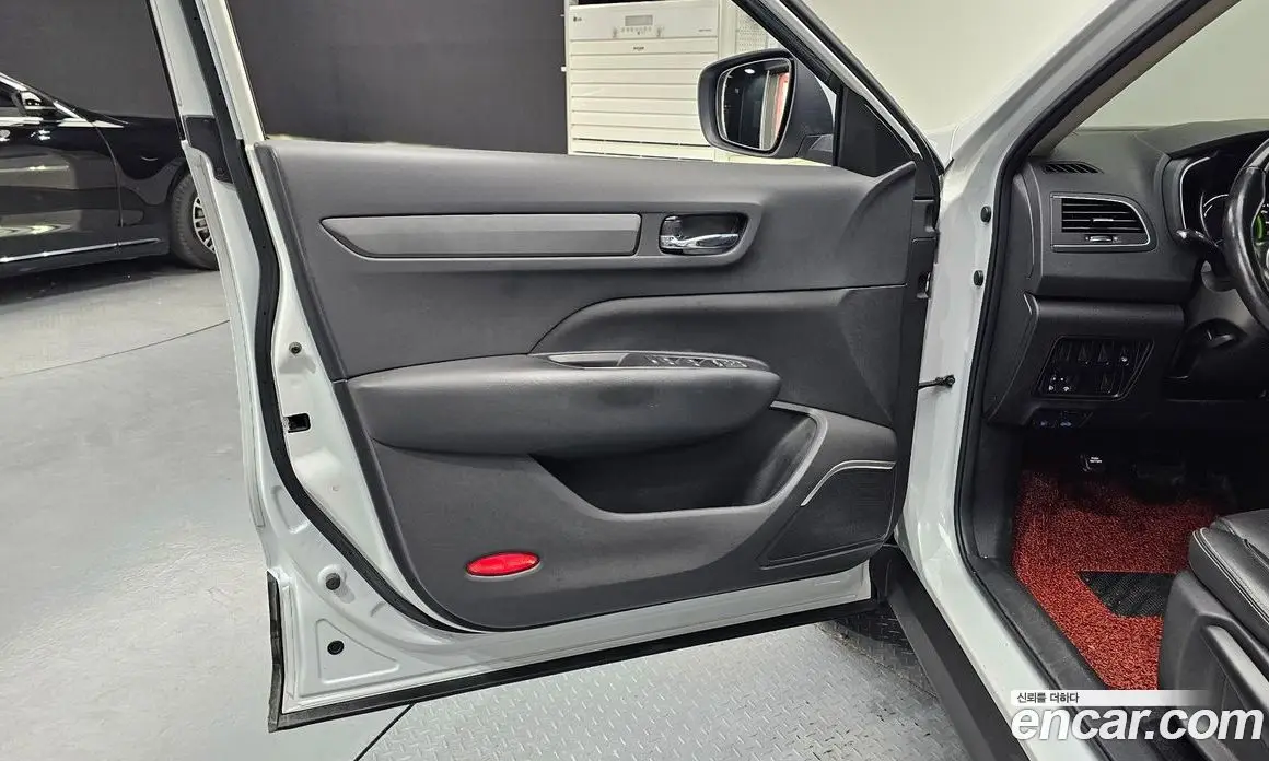 Renault (Samsung) QM6 2023 2.0 автомат (гидро), фото 14