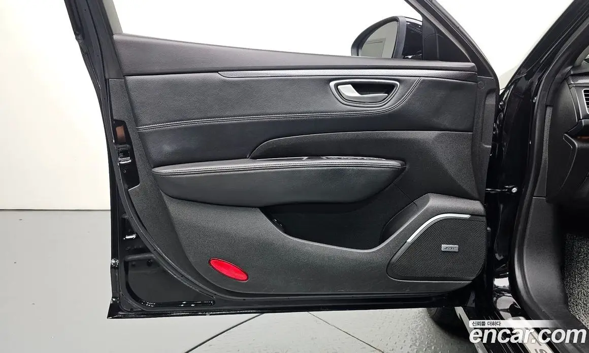 Renault (Samsung) SM6 2017 2.0 автомат (гидро), фото 14 Renault (Samsung) SM6 2017 2.0 автомат (гидро), фото 14