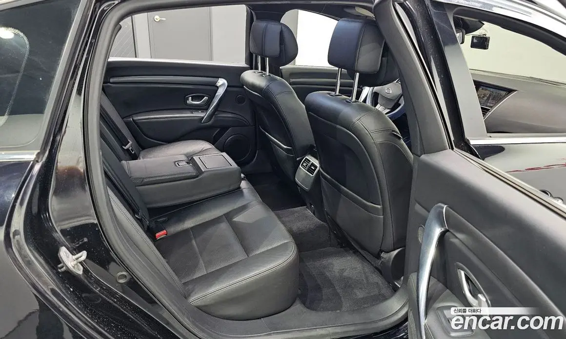 Renault (Samsung) SM7 2015 2.0 автомат (гидро), фото 17 Renault (Samsung) SM7 2015 2.0 автомат (гидро), фото 17
