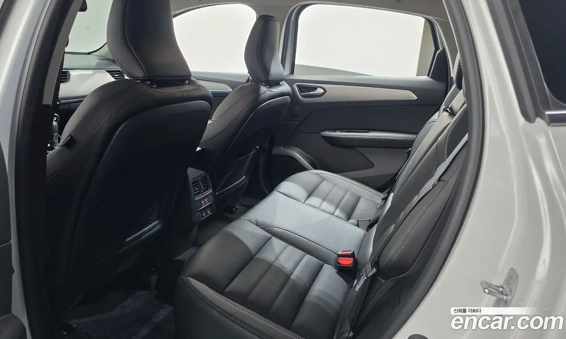 Renault (Samsung) XM3 2023 1.6 автомат (гидро), фото 17 Renault (Samsung) XM3 2023 1.6 автомат (гидро), фото 17