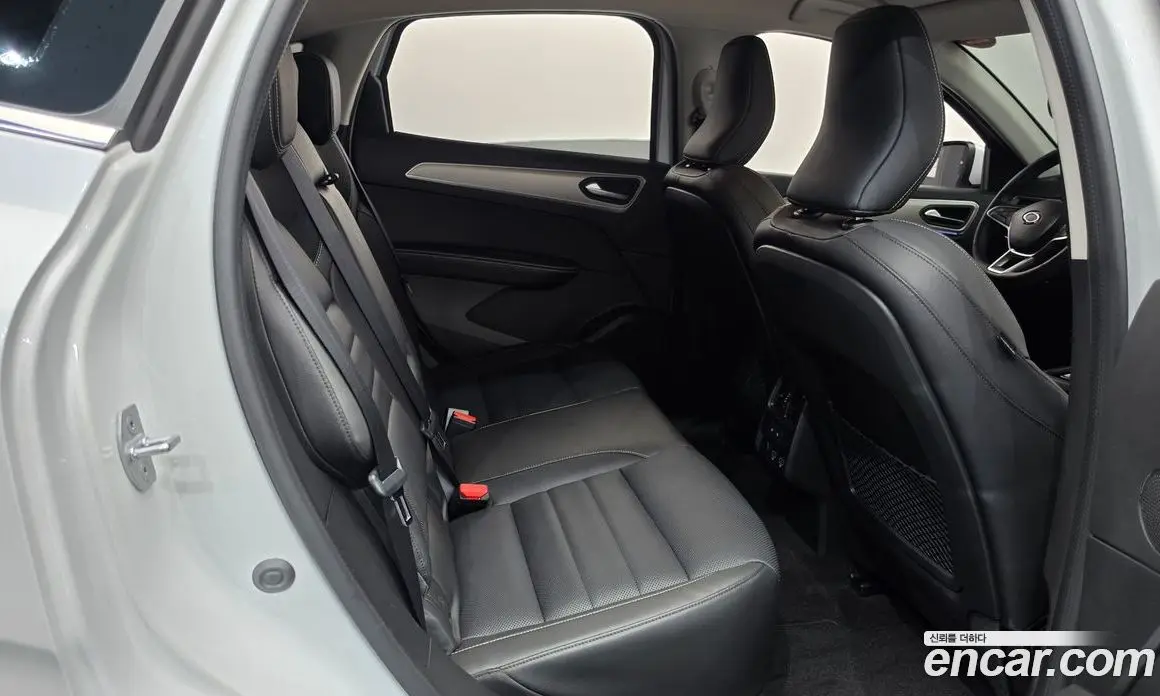 Renault (Samsung) XM3 2023 1.6 автомат (гидро), фото 18 Renault (Samsung) XM3 2023 1.6 автомат (гидро), фото 18