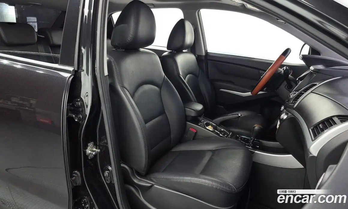 SsangYong Korando 2015 2.2 автомат (гидро), фото 16 SsangYong Korando 2015 2.2 автомат (гидро), фото 16