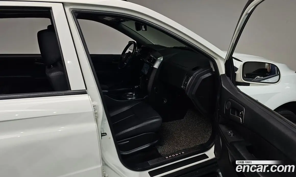 SsangYong Korando 2016 2.2 автомат (гидро), фото 16 SsangYong Korando 2016 2.2 автомат (гидро), фото 16
