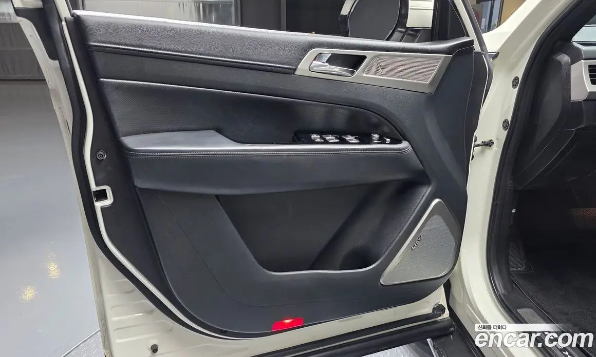 SsangYong Rexton 2017 2.2 автомат (гидро), фото 14