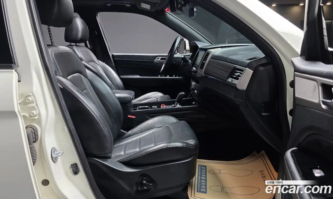 SsangYong Rexton 2017 2.2 автомат (гидро), фото 16