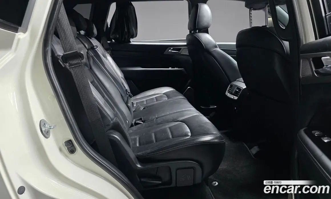SsangYong Rexton 2017 2.2 автомат (гидро), фото 17